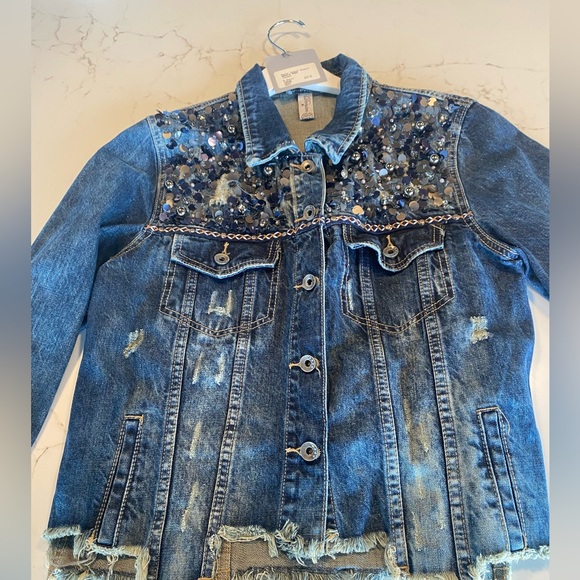 Vintage style Denim Jean Jacket with embellishments. Size M - made in Italy - Picture 15 of 16